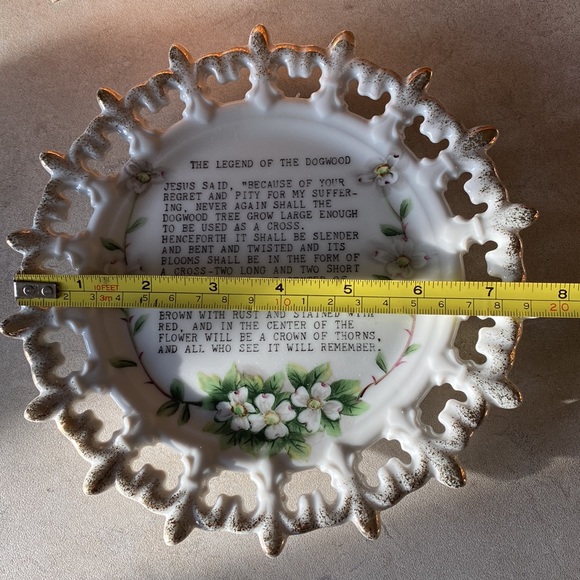 Japanese Decorative Plate “ The Legend of the Dogwood” Exc Shape No chips/cracks - Picture 6 of 7